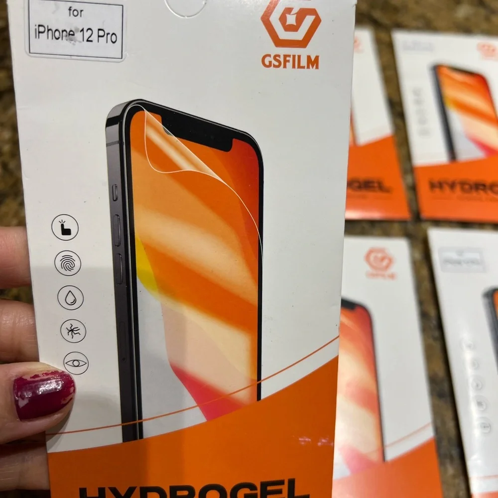 IPHONE 12 pro SCREEN PROTECTOR
